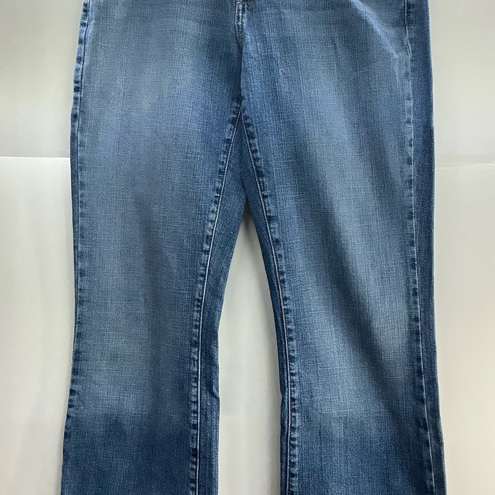 Womens Levi’s